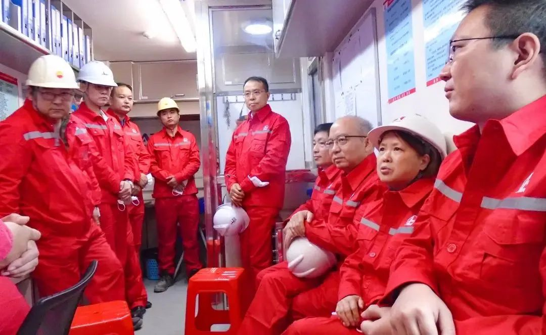 情系員工到一線,傳遞關(guān)懷暖人心(圖3) 情系員工到一線,傳遞關(guān)懷暖人心(圖3)