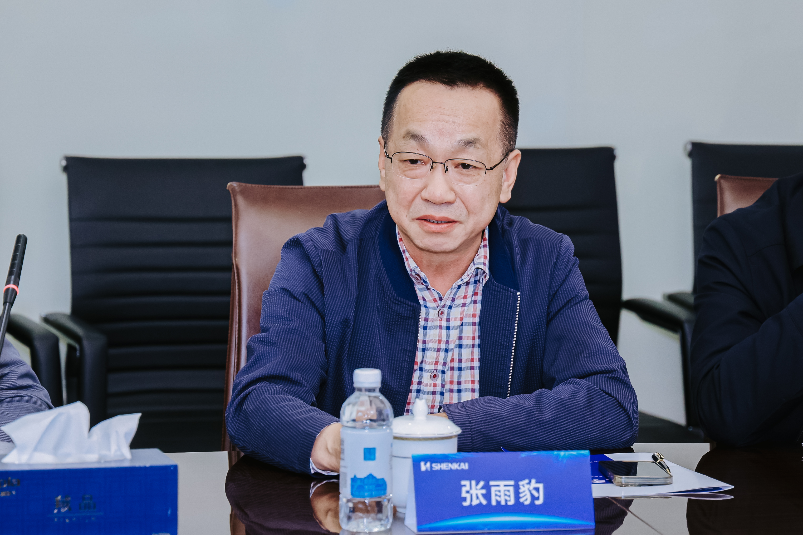 中石協劉宏斌會長一行蒞臨神開參觀考察(圖6) 中石協劉宏斌會長一行蒞臨神開參觀考察(圖6)